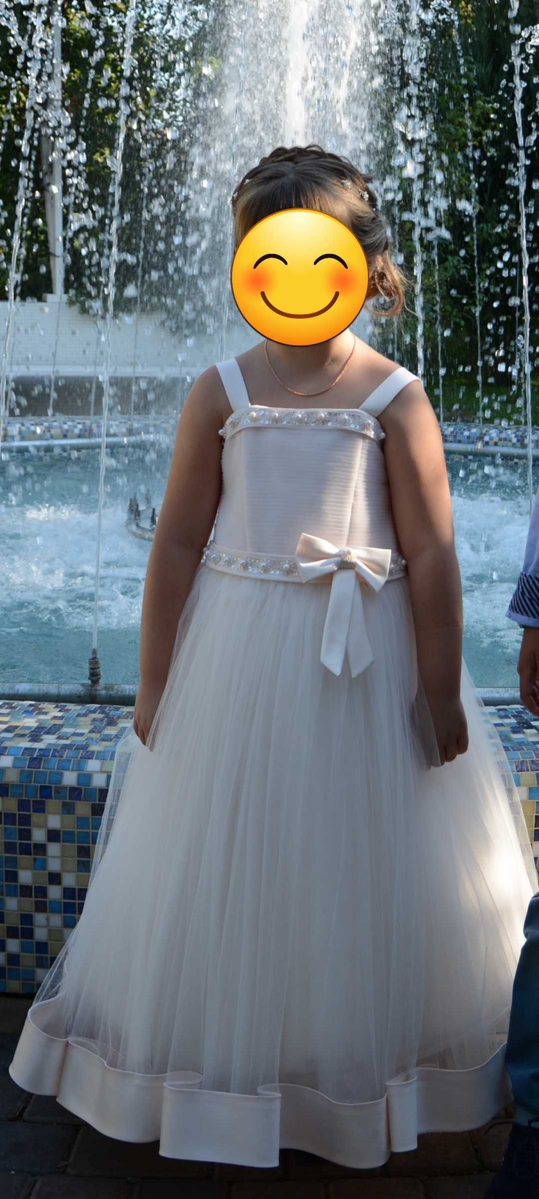 СРОЧНО Красивое нарядное платье на выпускной в деткий сад