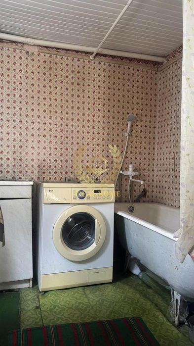 Продам будинок в смт Борова