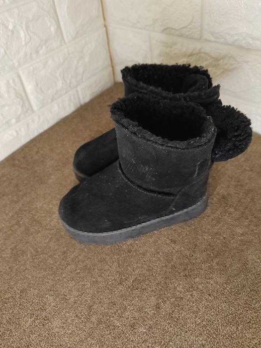 Дитячі черевики уггі 26р