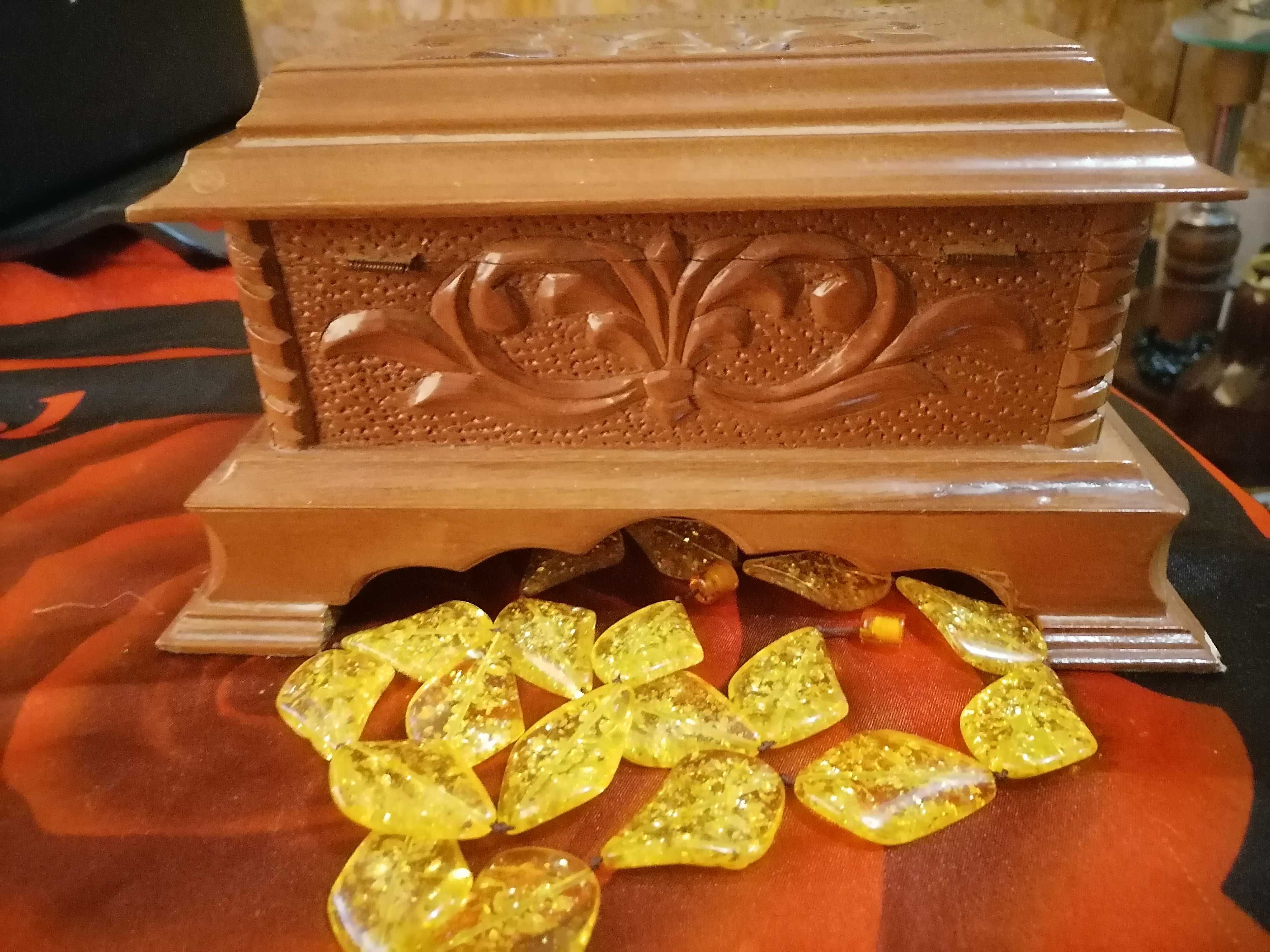Шкатулка и чехол для очков из дерева. Ручная работа