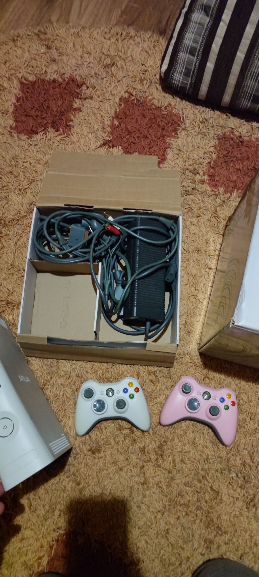 Продам Xbox 360 з