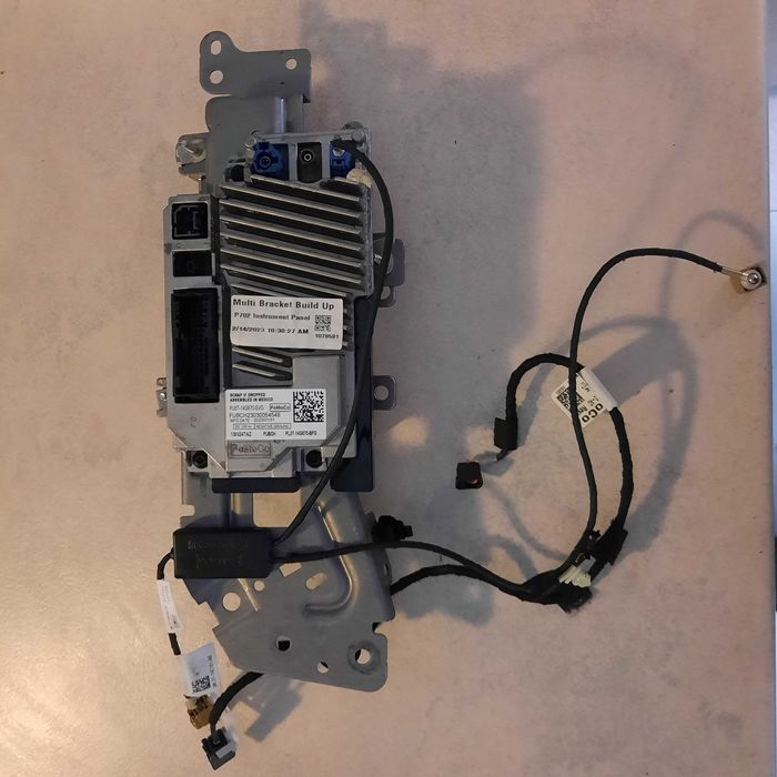 Ford F-150  2021- Mouł Sync IV PU5T-14G670-EVG