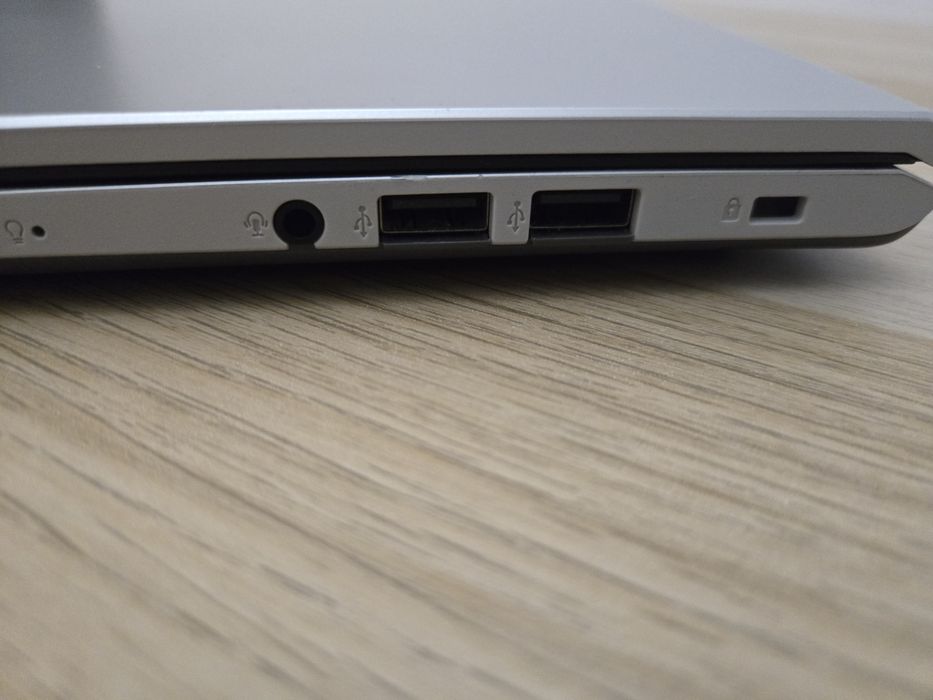 Portátil Asus M515ua