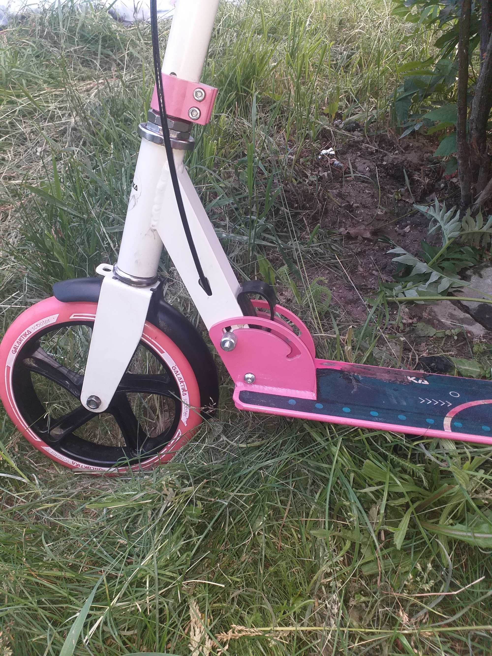 Продам самокат Scooter Galaktika