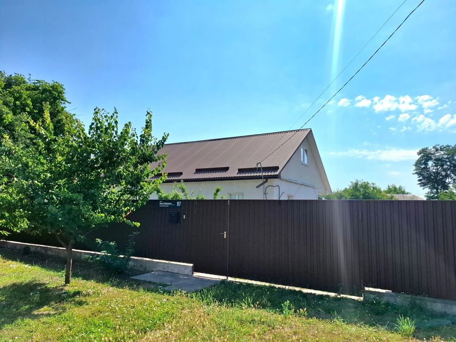 Продам добротний будинок, 105 М.КВ.