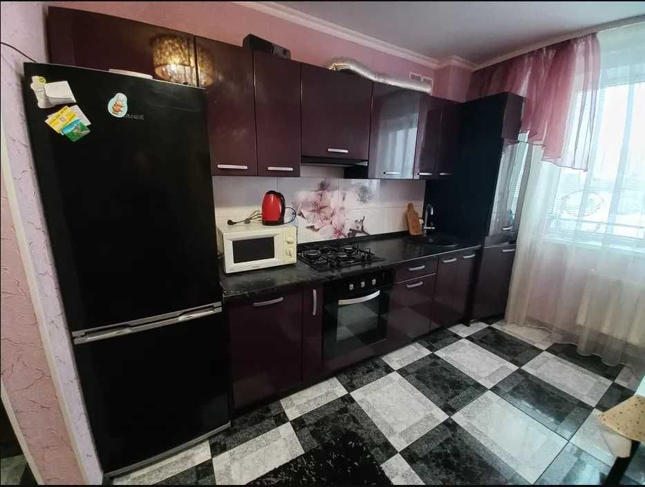 Продаж 2- ї квартири село Софіївська Борщагівка, ЖК"Щасливий"