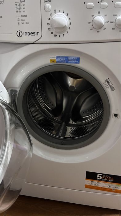 Maquina de Lavar Roupa - Indesit iMC 71253 ECO EU 7kg 1200RPM A+++