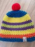 Kolorowa czapka zimowa handmade