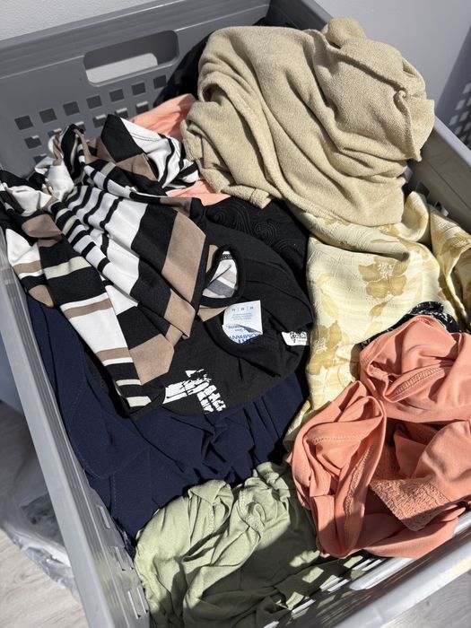 Odzież nowa i używana, pakiet 10 kg, zwroty konsumenckie