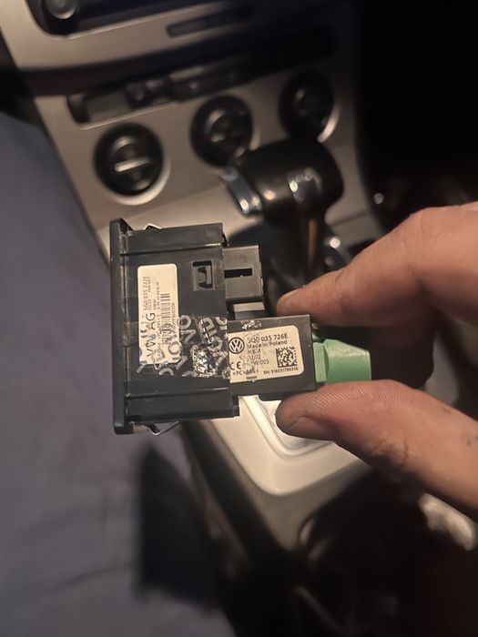 5q0035726e 5g0035222e usb розєм з підтримкою apple carpay/andoid auto