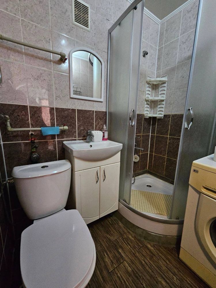 Оренда двохкімнатної квартири в центрі на короткий період