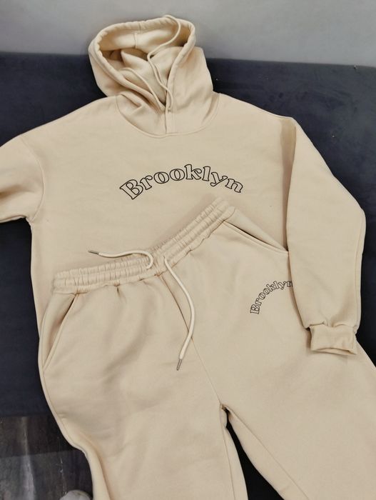 Теплий спортивний костюм в розмірі 50-52