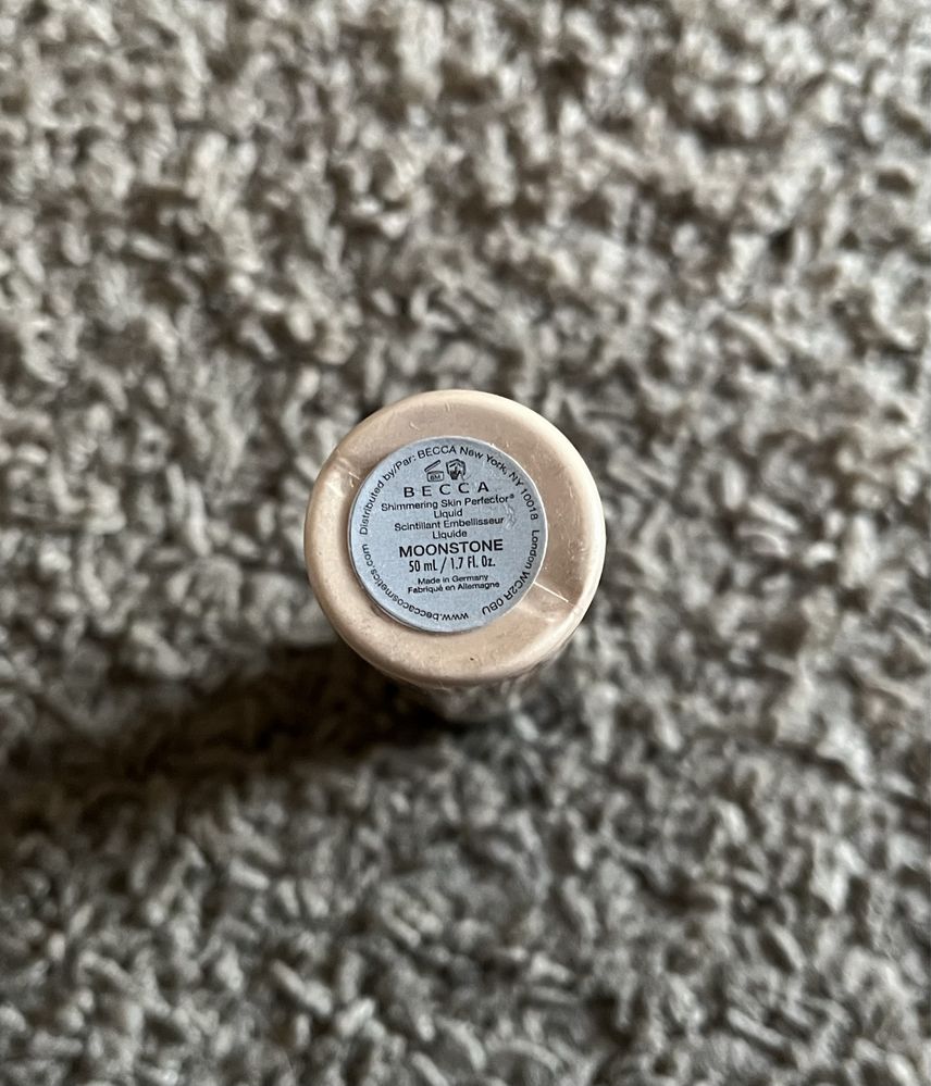 Becca Shimmering Skin Perfector rozświetlacz Moonstone 50ml