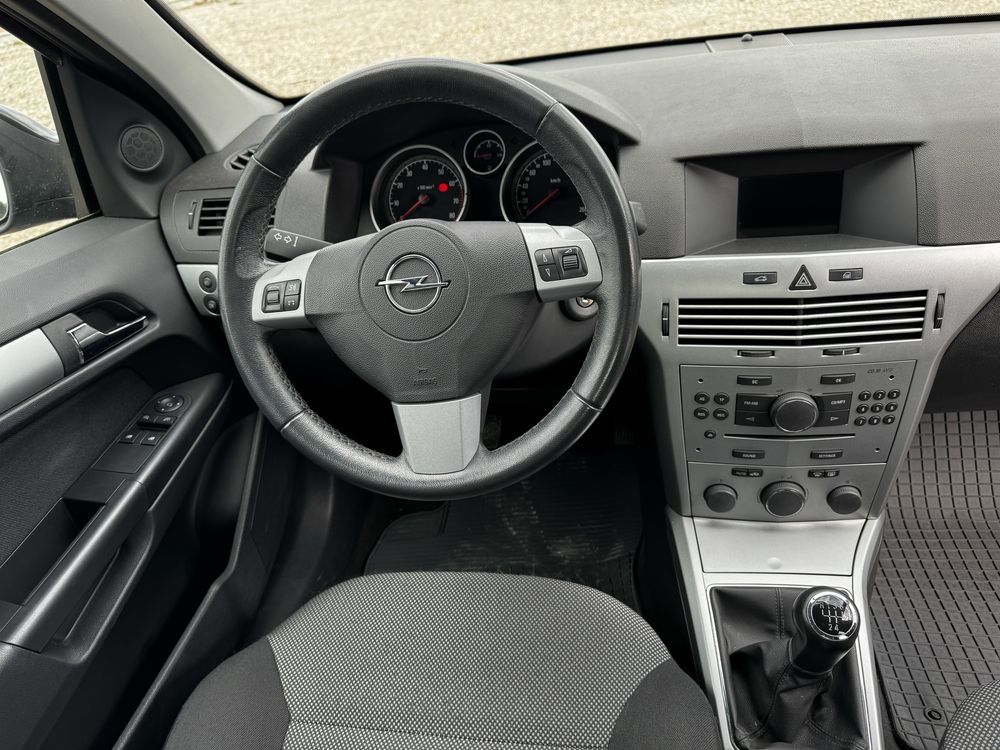 Opel astra 1.6 benzyna polski salon jeden wlaśćicel