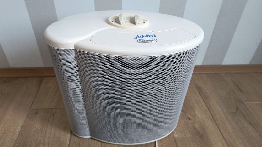 Очищувач повітря Delonghi Aria Puro DAP 130 з іонізацією