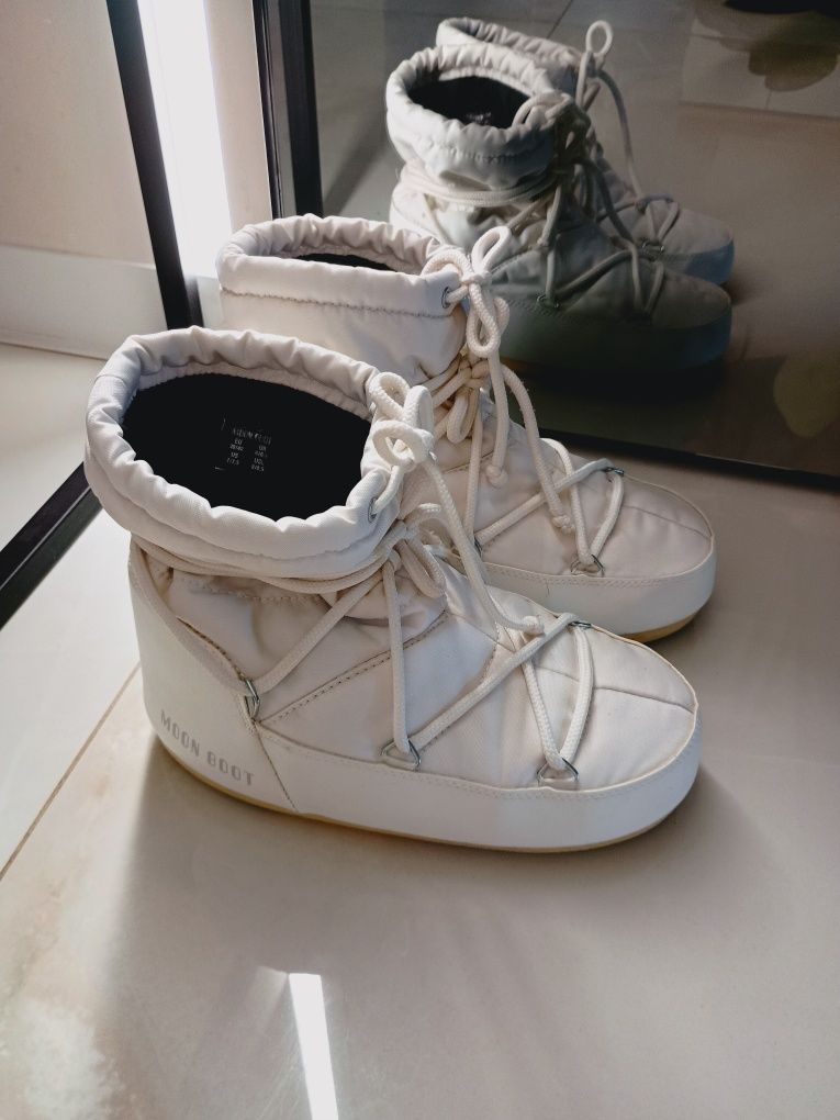 Оригінал супер теплі зимові місяцеходи Moonboots, 38