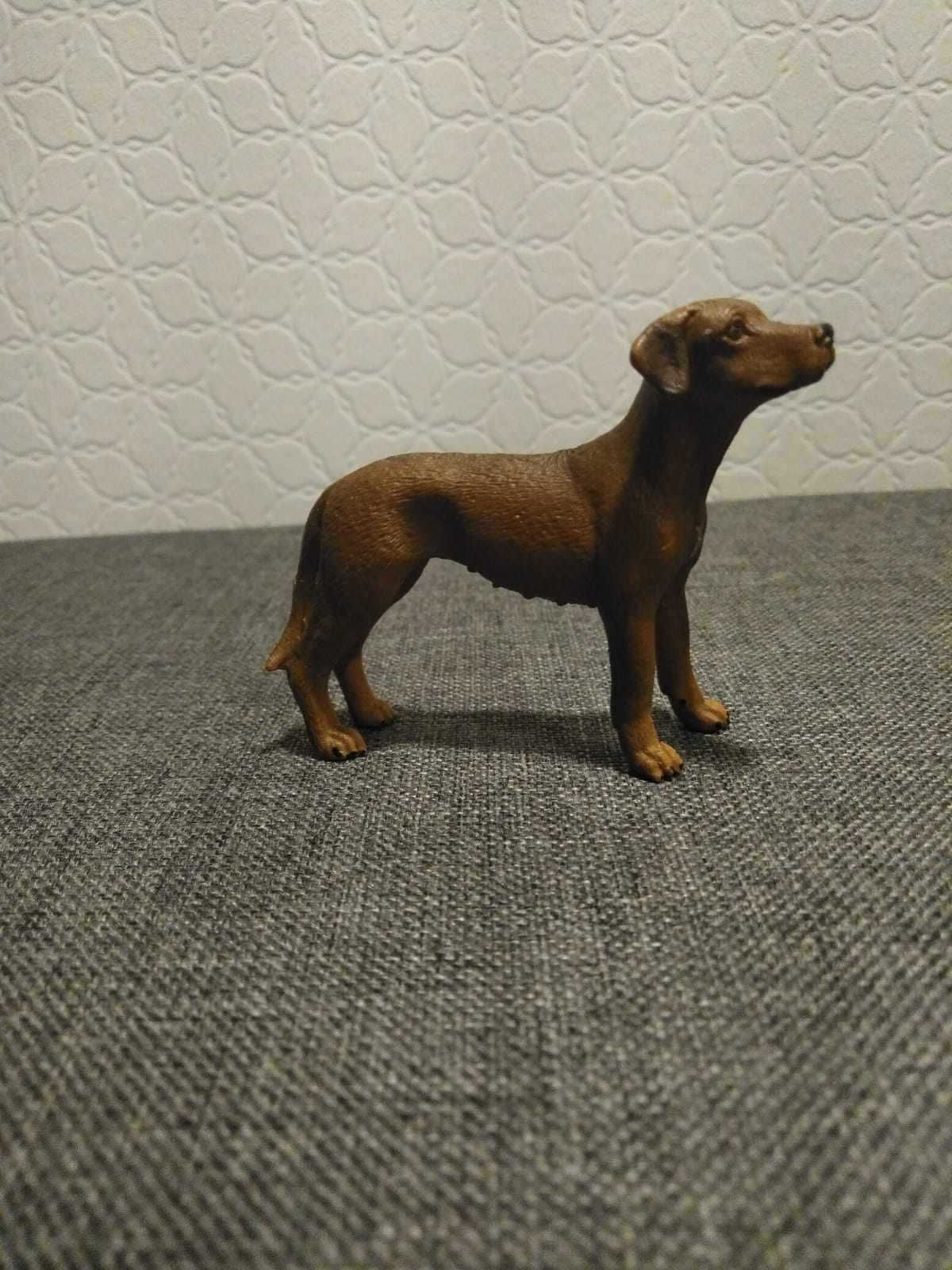 Piesek firmy Schleich