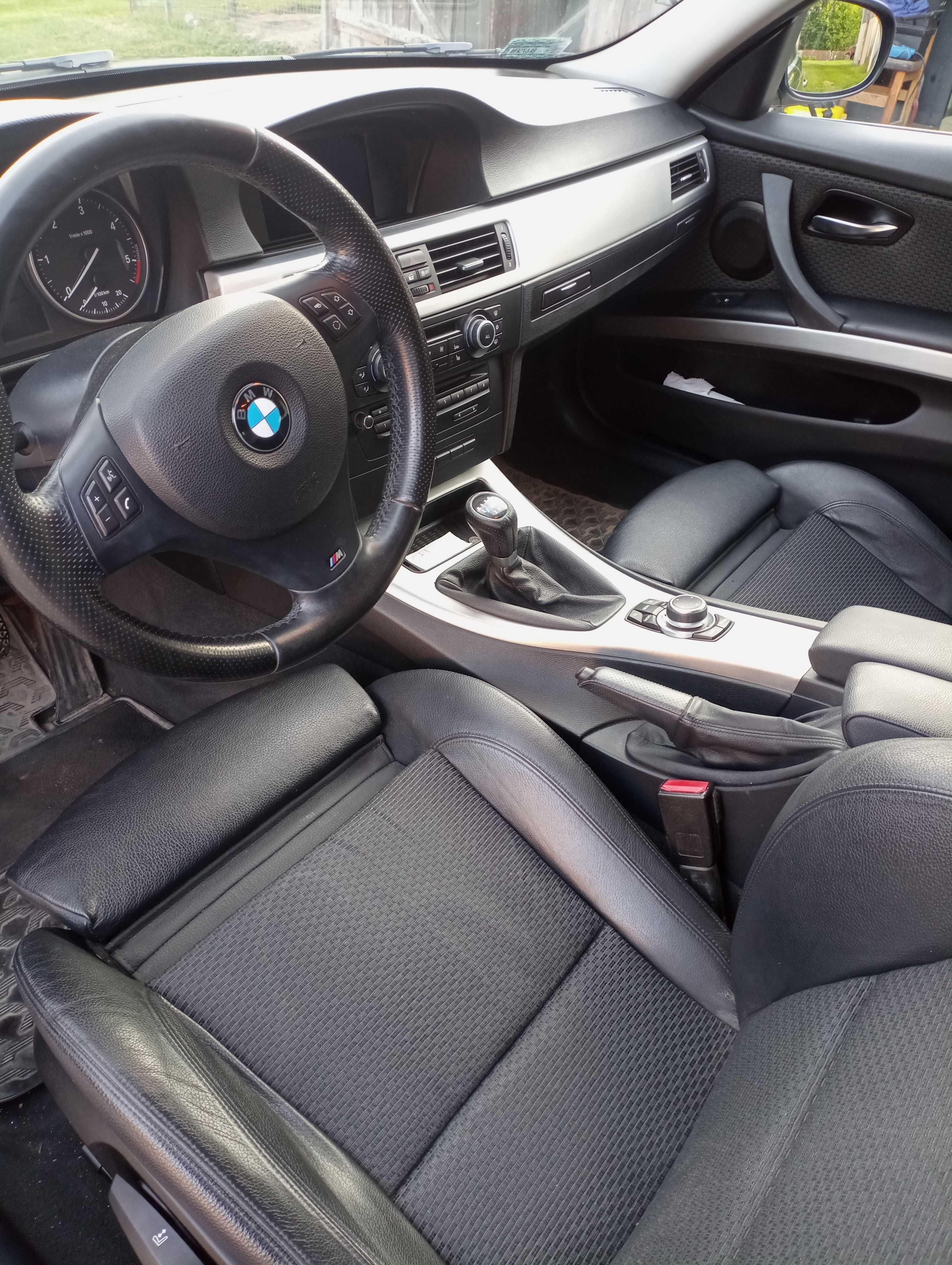 BMW E91 330d 300KM 600Nm Manual