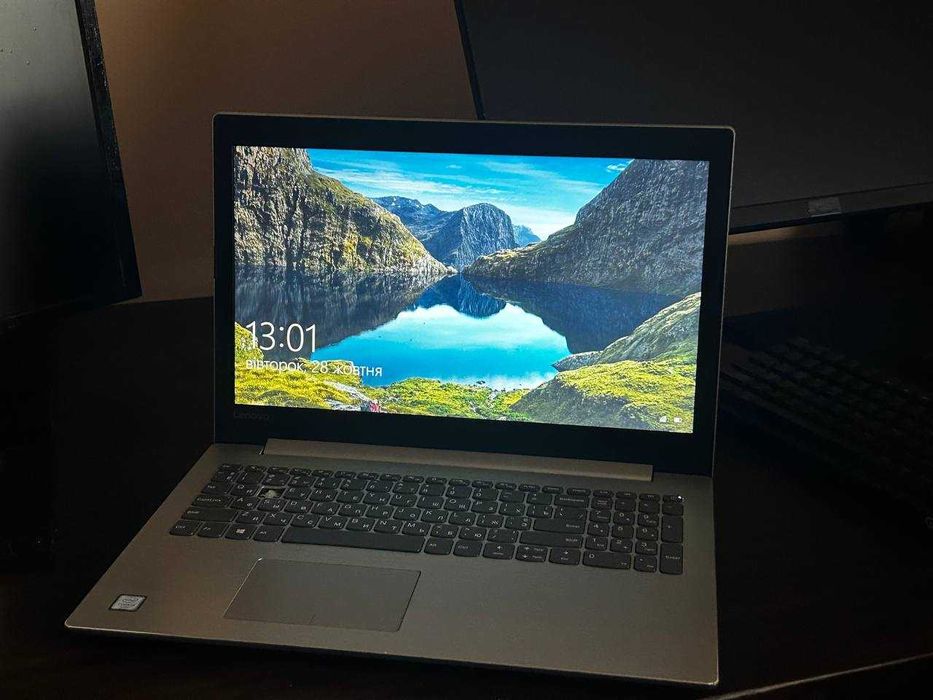 Lenovo ideapad 300 15-isk