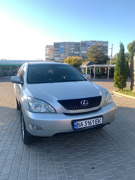 Продам автомобіль Lexus