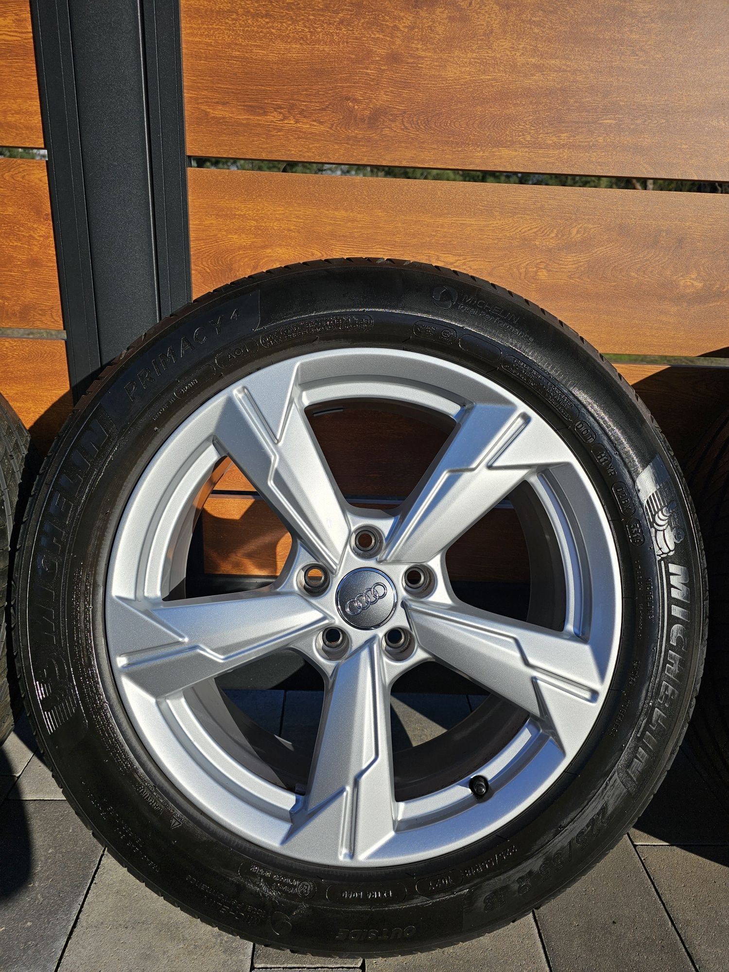 Koła Felgi Audi A6 C8 18" 225/55/18 Super Stan Michelin Primacy 4