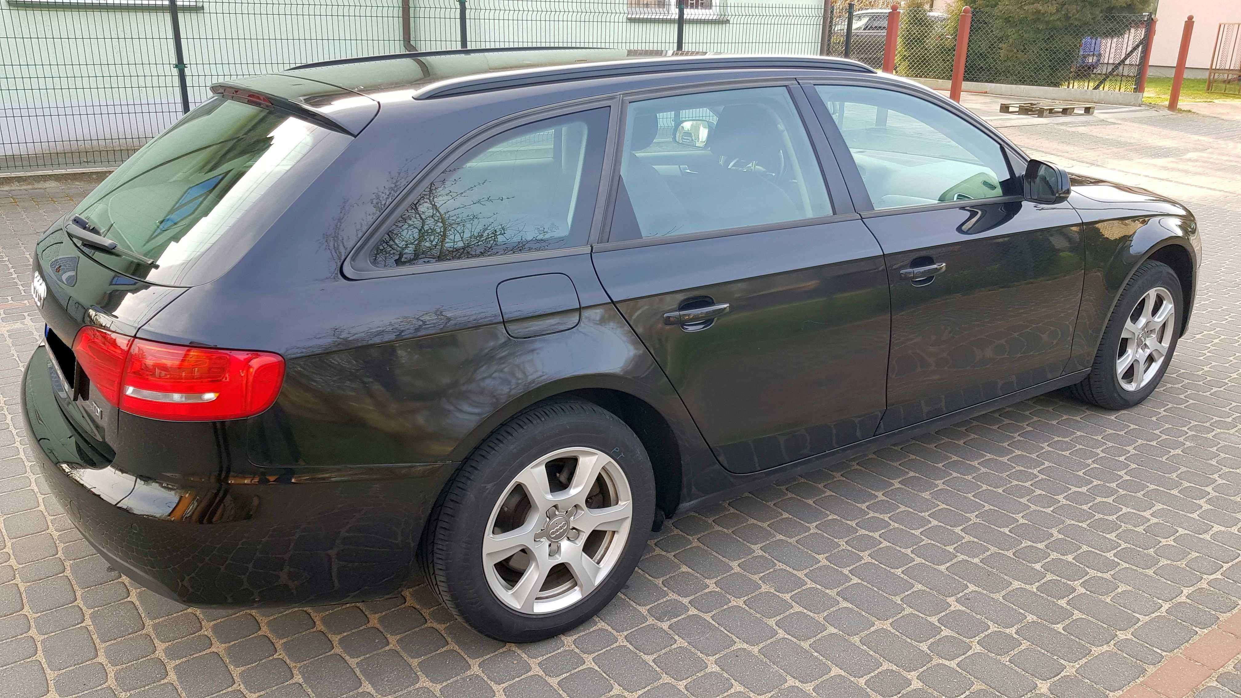 Audi A4 B8 2.0 TDI 2010r.