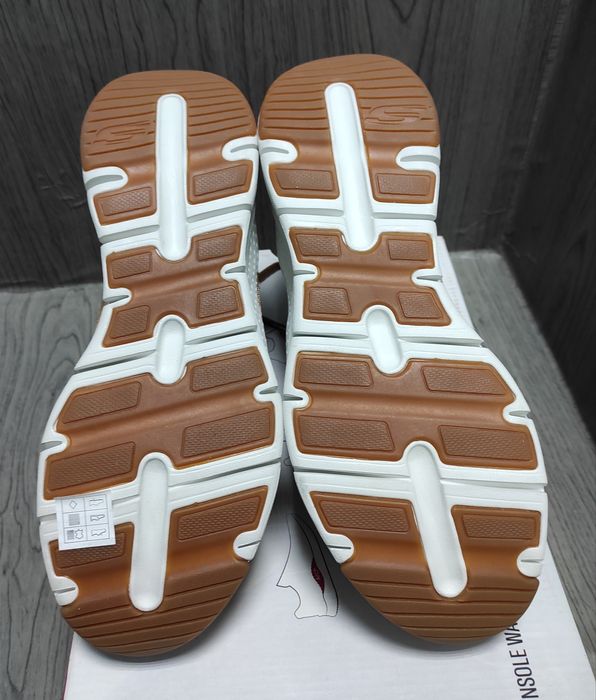 44 Skechers Arch Fit оригінальні чоловічі кросовки