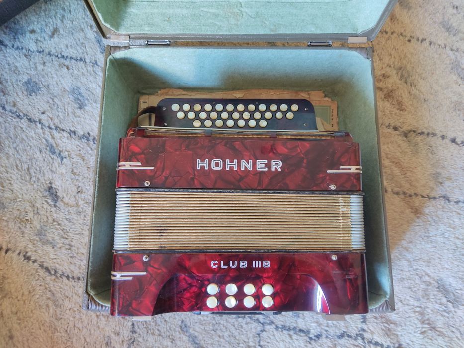 Hohner Club lll B