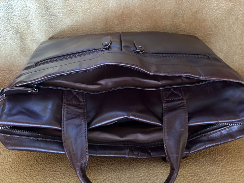 Портфель кожаный