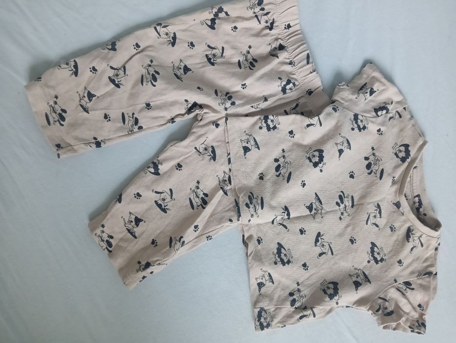 Piżamki dwuczęściowe rozmiar 74