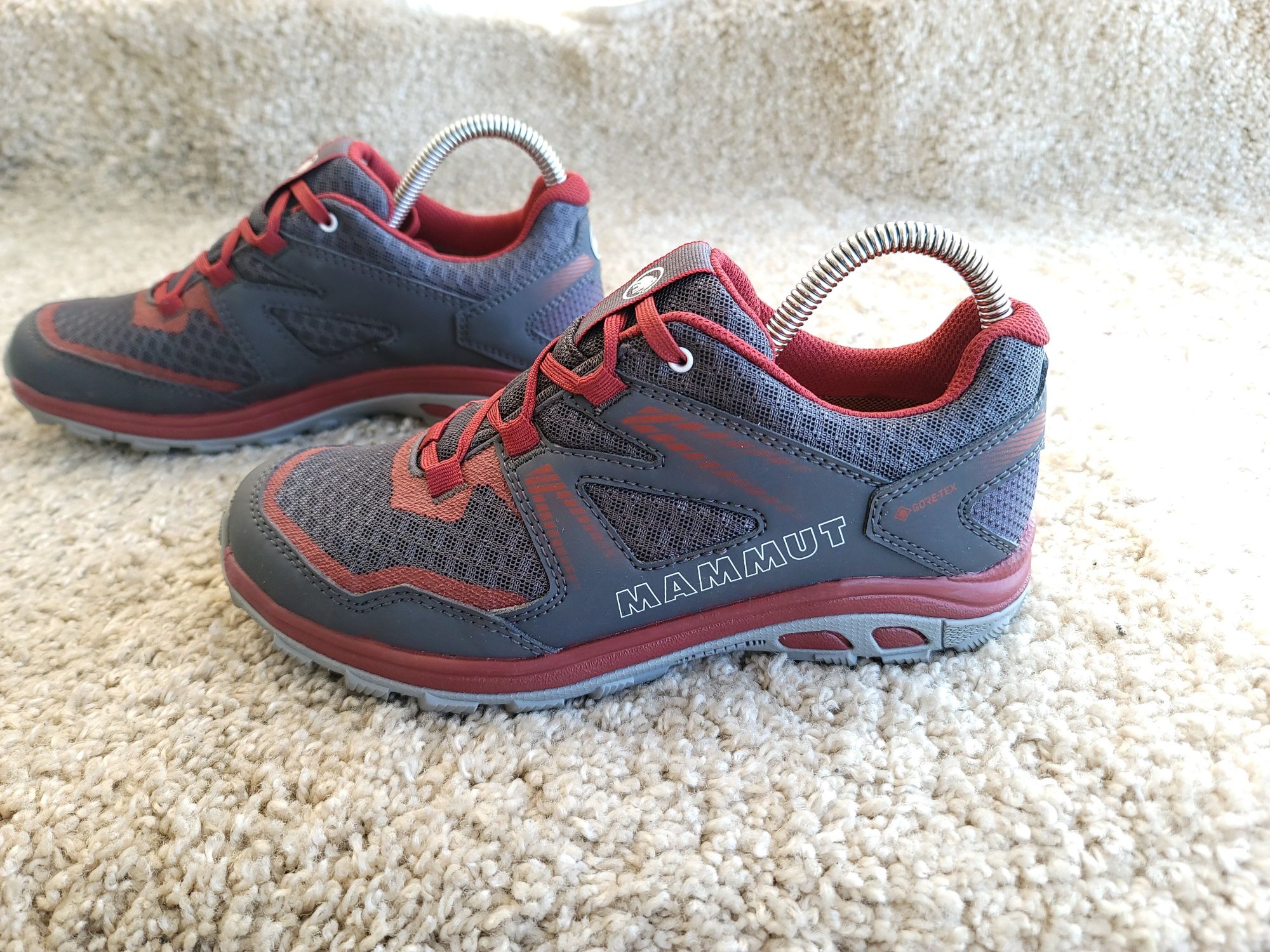 SALOMON, MAMMUT р 38 Швейцария Оригинал! Трекинговые кроссовки