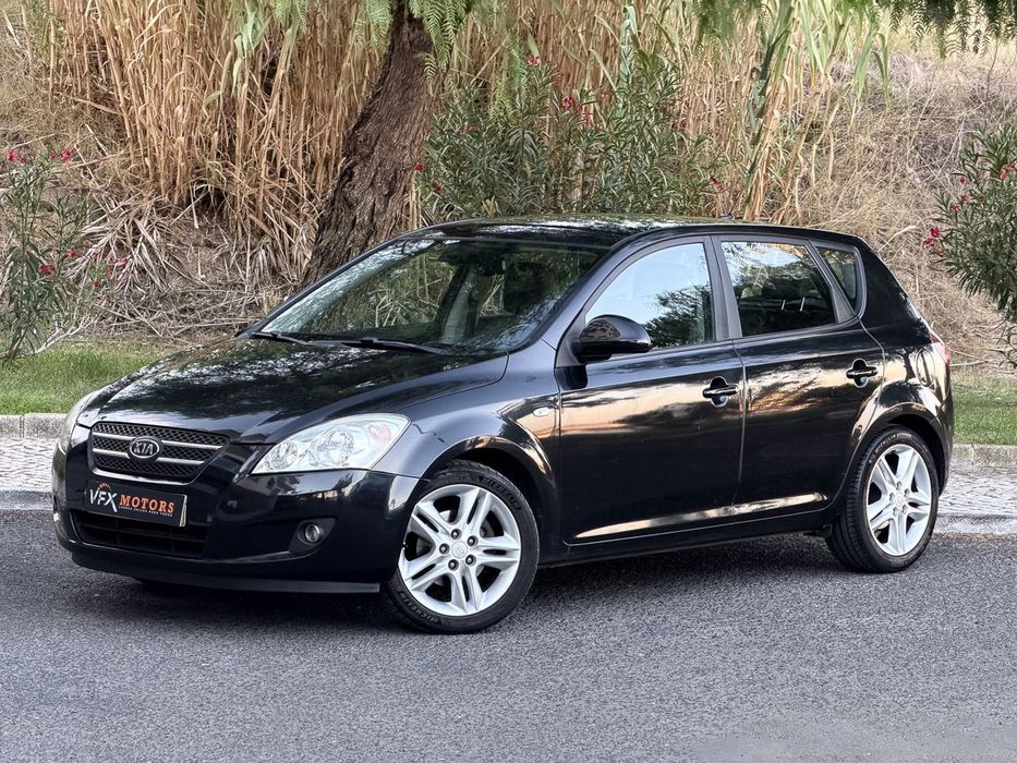 Kia Ceed 1.6 CRDi EX