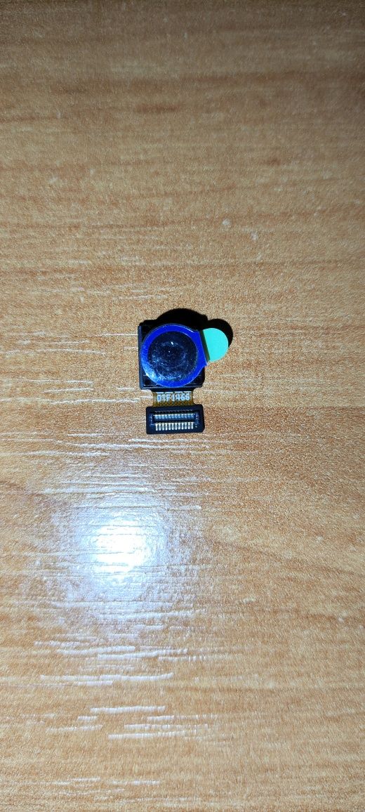 Фронтальная камера Huawei P30 lite