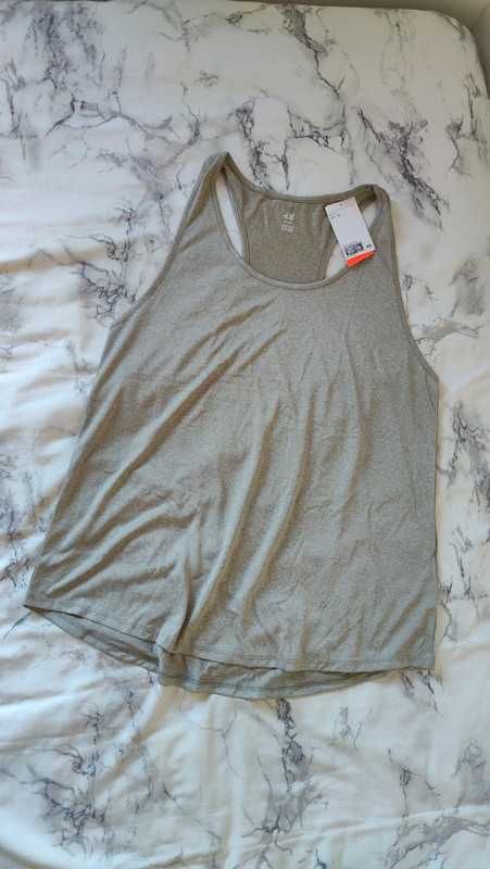 T-shirt desportiva H&M M nova