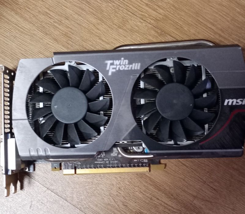 Stary komputer PC stacjonarny GTX 650ti 2GB MSI karta grafiki