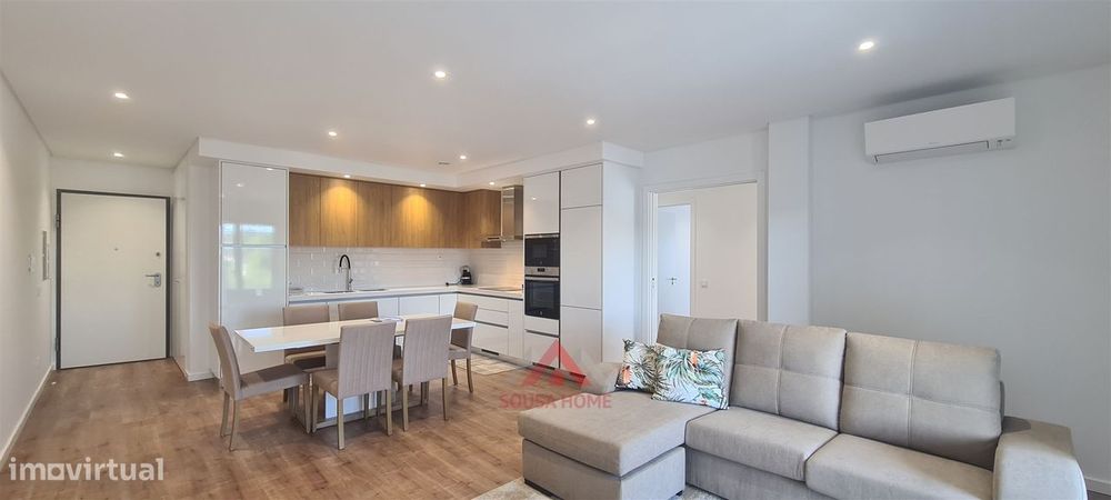 Apartamento T3 - Terraço c/ churrasqueira / Garagem