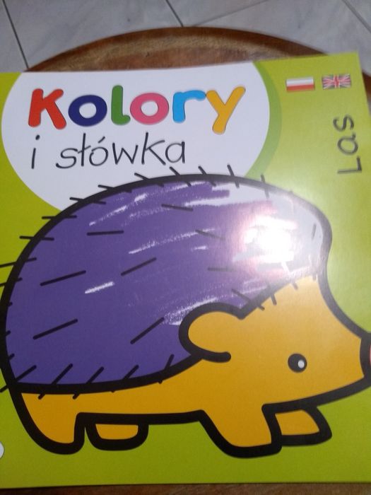 Kolory i słówka 
Kolorowanka Las