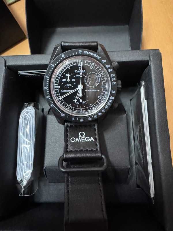 Omega x Swatch SO33B700 Snoopy - Unikatowy Model