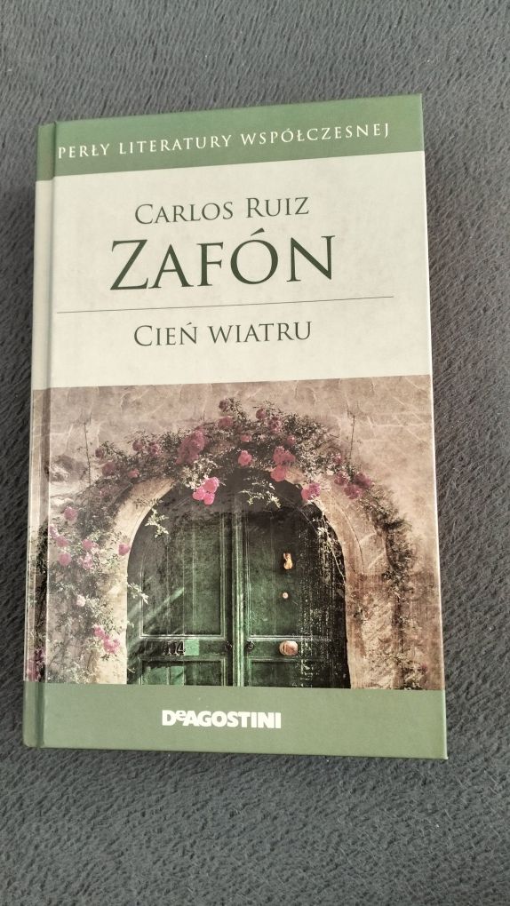 Carlos Ruiz Zafón Cień wiatru