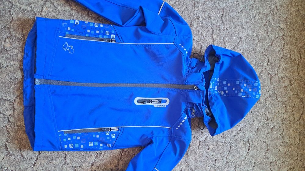 Легенька курточка на хлопчика