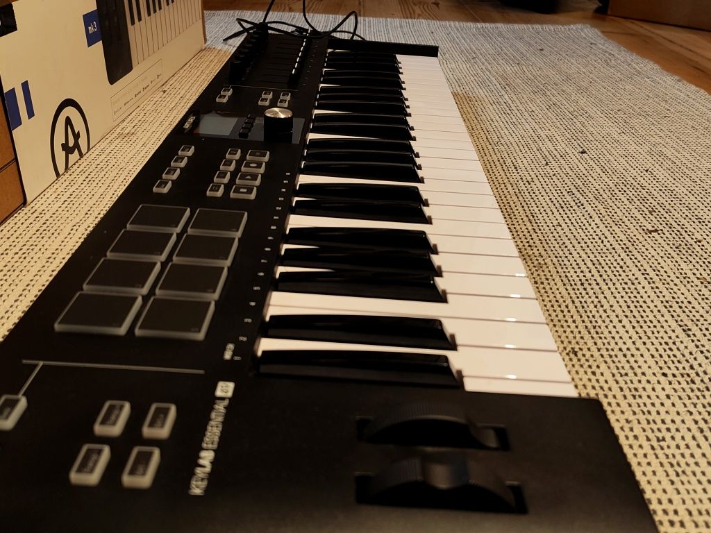 Klawiatura MIDI Czarna Arturia Keylab Essential 49 mk3