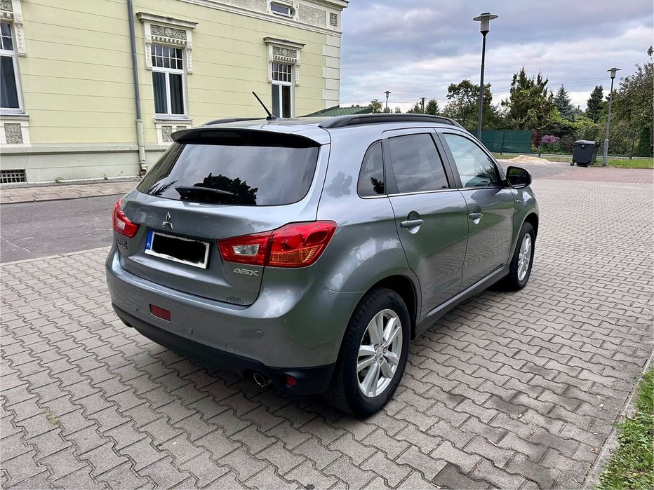 Mitsubishi ASX 1.6 Lift Blue Sky Edition SUV