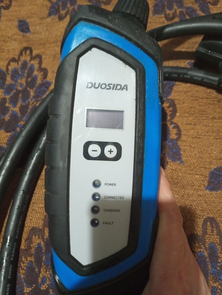 Зарядное для Ниссан лиф