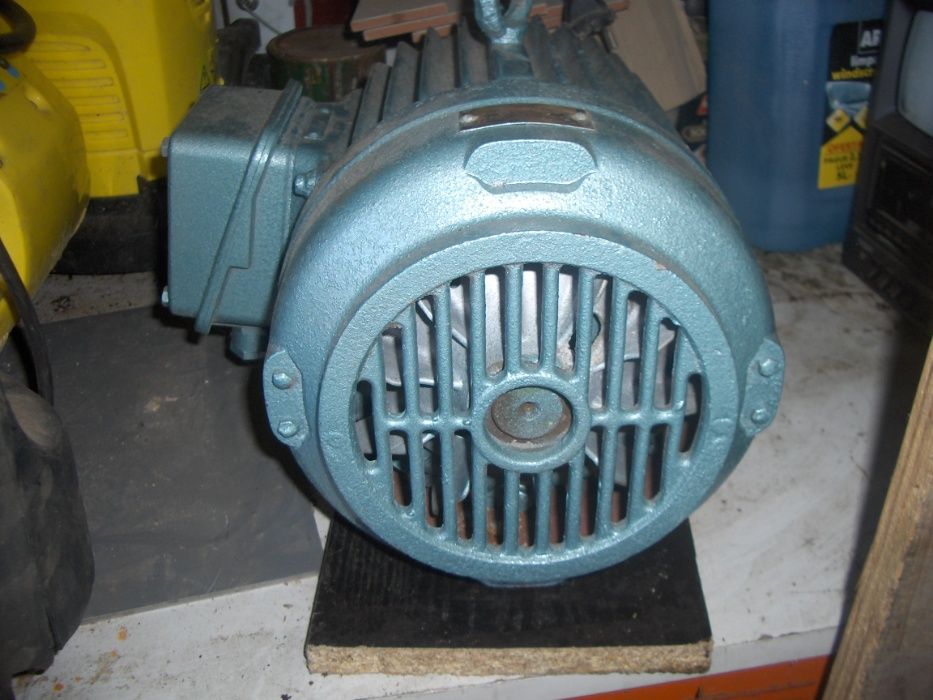 Motor trifásico novo 3cv