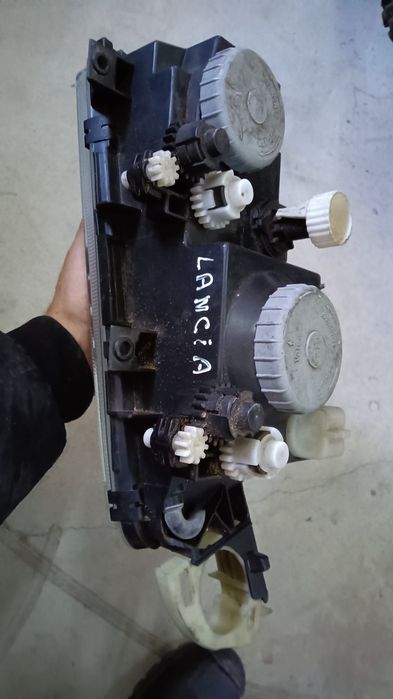 Ótica Lancia delta farol original óptica esquerda