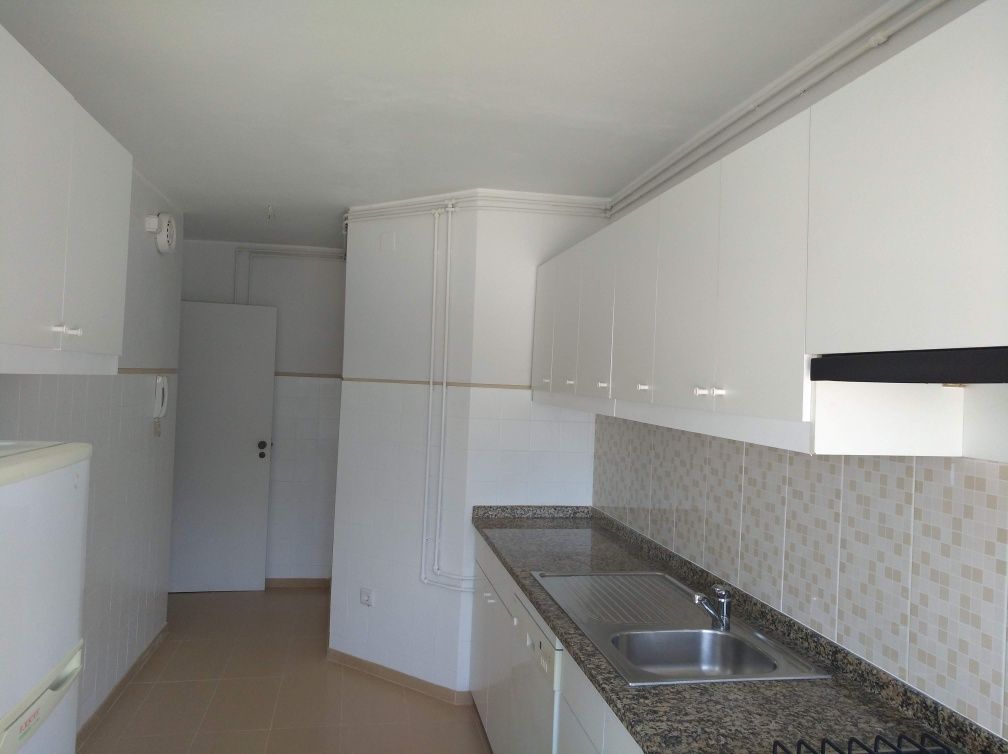 Arrendo Apartamento T3