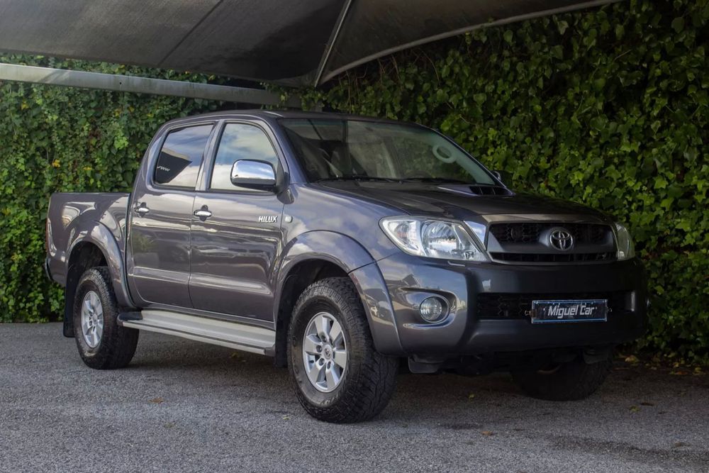 Toyota Hilux 3.0 D-4D 4WD CD Trac. +EP+Navi