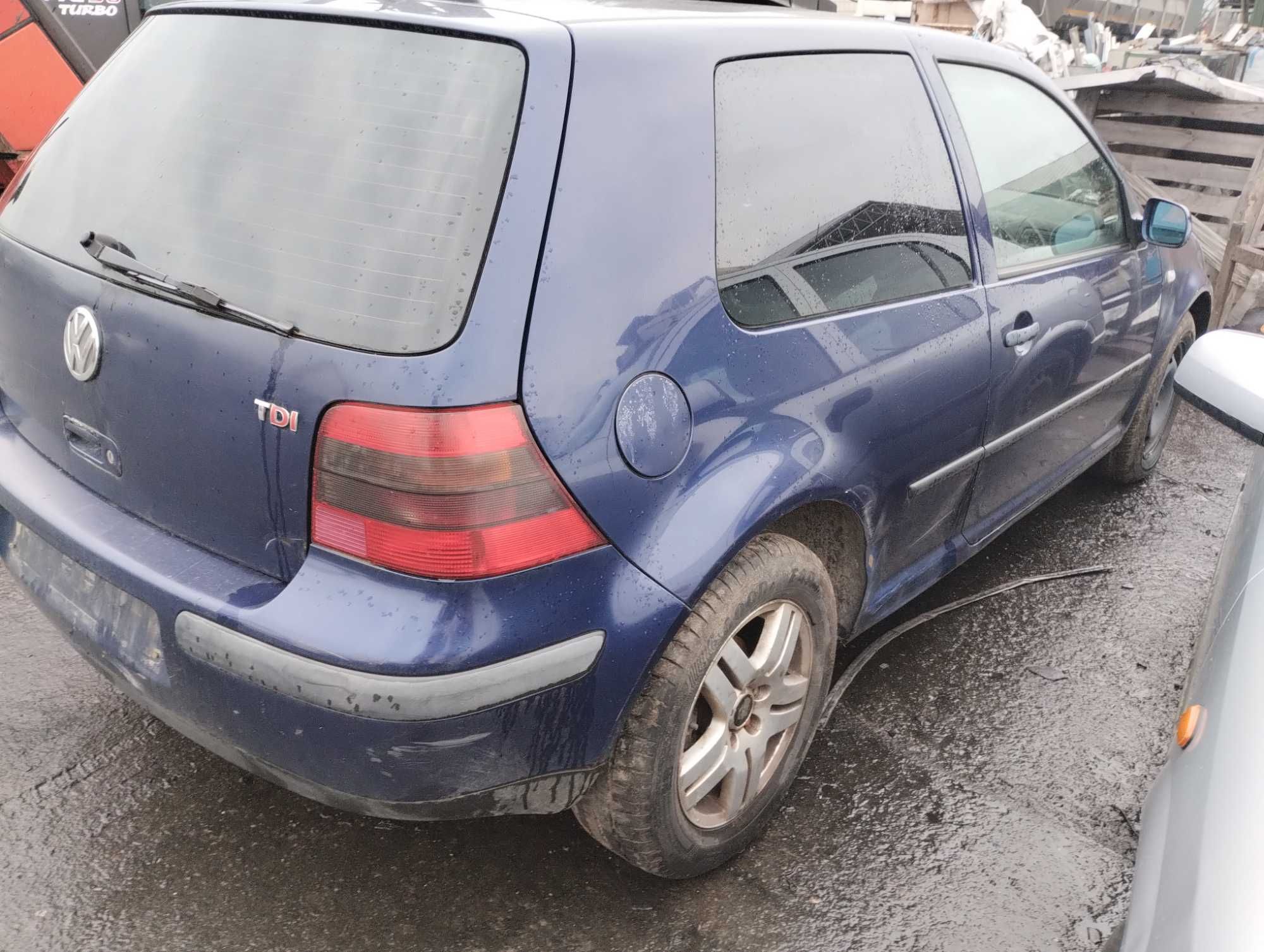 VW Golf IV 1.9 TDI 02r 3D Wszystkie Części Zderzak Lampa Belka Klapa