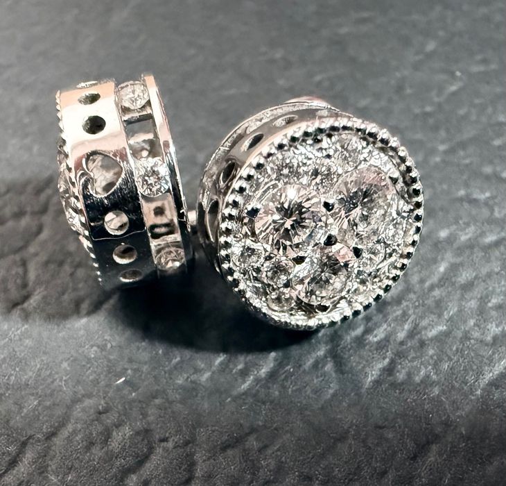 Розкішні сережки пусети біле золото та діаманти