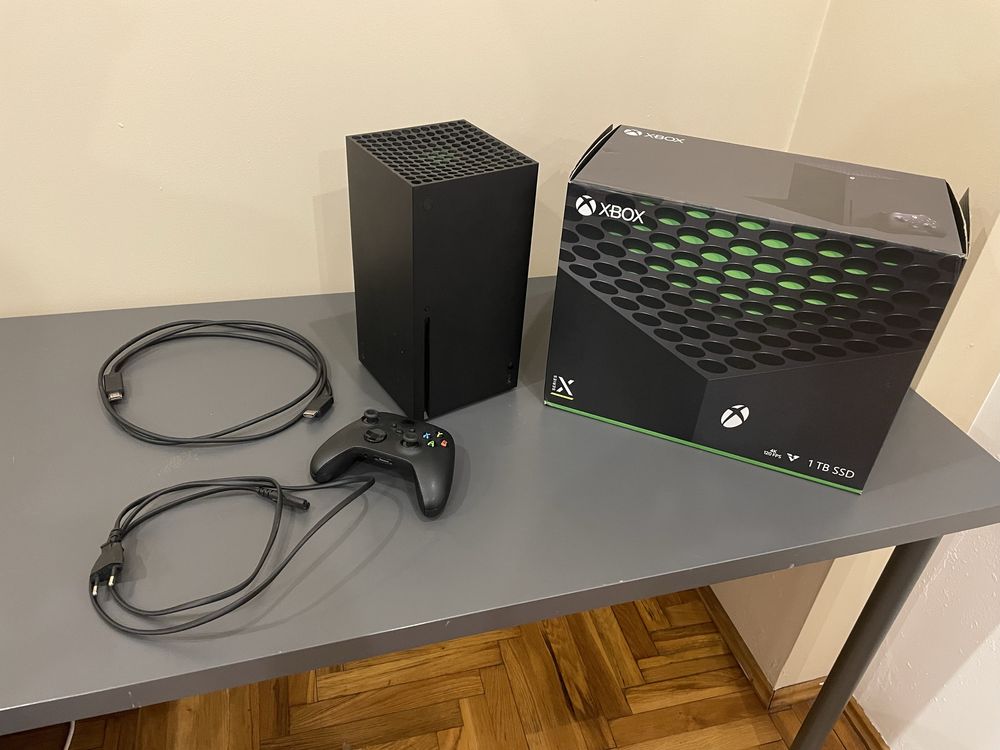 Xbox series X 1tb + cyberpunk 2077